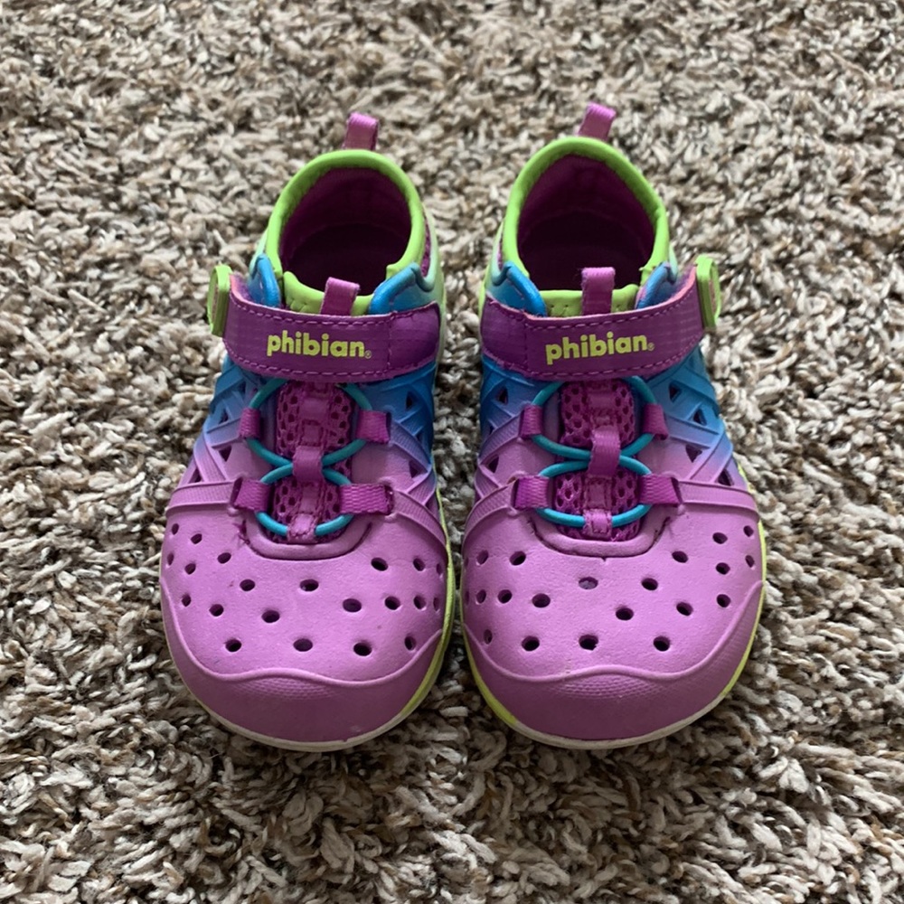 Stride Ride made 2 play water shoes